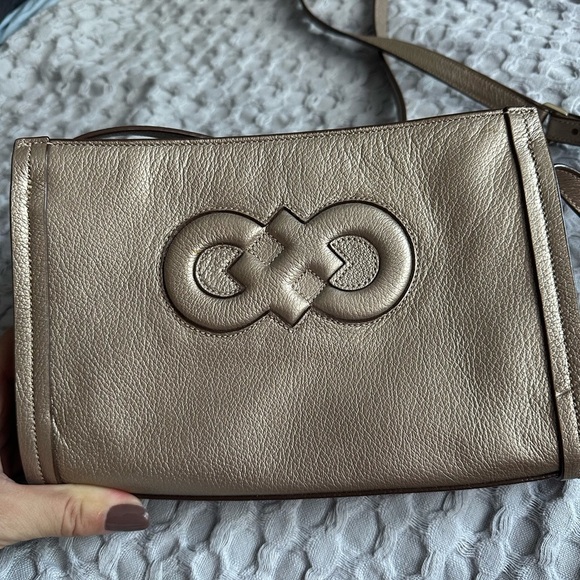 Cole Haan Metallic Gold Crossbody Bag - Picture 1 of 4